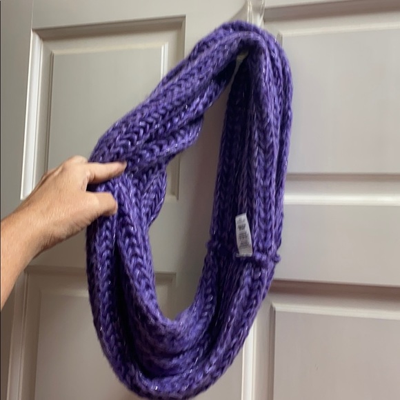 Scarf - Picture 2 of 2